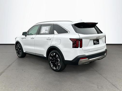 White Pearl 2026 Kia Sorento EX