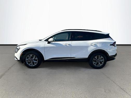 Glacial White Pearl 2025 Kia Sportage SX