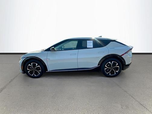 2022 Kia EV6 Wind