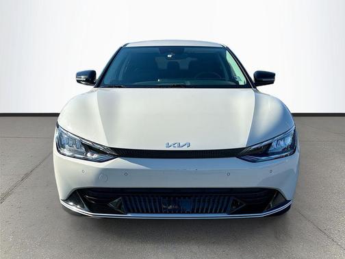 2022 Kia EV6 Wind