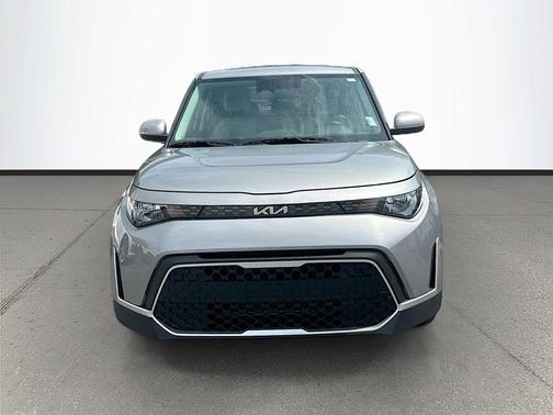 Steel Gray 2024 Kia Soul LX