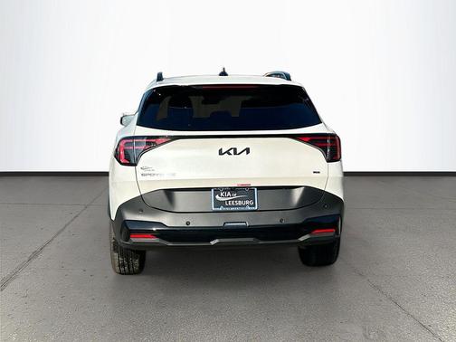 White Pearl 2026 Kia Sportage X-Line