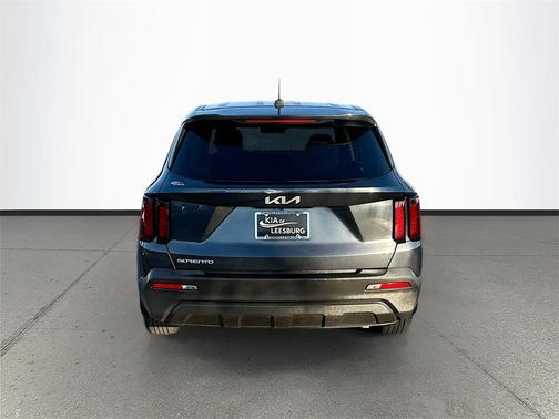 2023 Kia Sorento LX