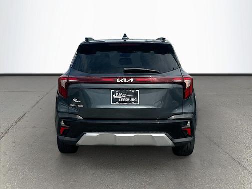 Gravity Gray 2024 Kia Seltos EX