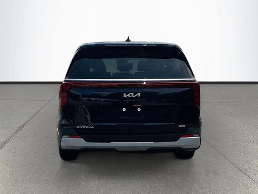 Deep Chroma Blue 2026 Kia Carnival Hybrid LXS