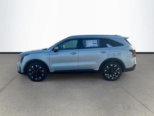 Ivory 2026 Kia Sorento EX