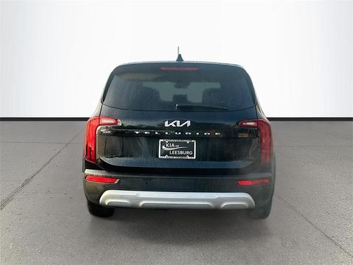 2022 Kia Telluride LX