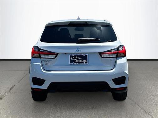 2023 Mitsubishi Outlander Sport SE