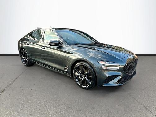 2023 Genesis G70 3.3T RWD