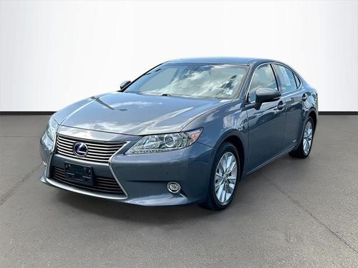 2014 Lexus ES 300h Base