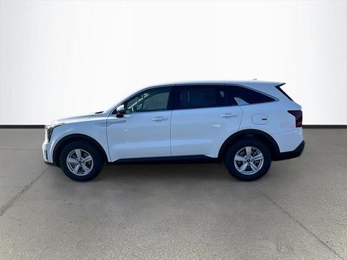 2025 Kia Sorento LX