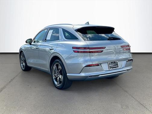 2023 Genesis Electrified GV70 Advanced AWD