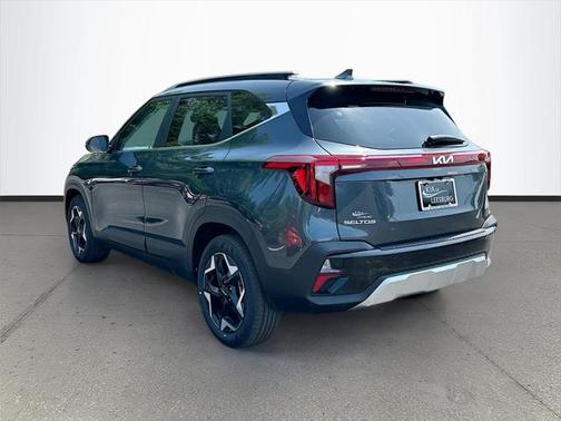 2025 Kia Seltos EX