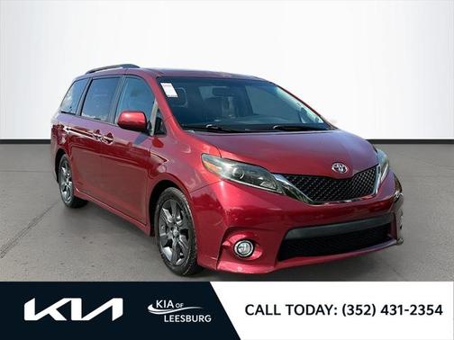2015 Toyota Sienna SE