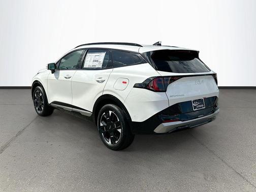 White Pearl 2026 Kia Sportage Hybrid SX-Prestige