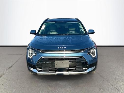2024 Kia Niro SX