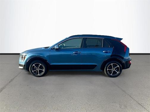 2024 Kia Niro SX