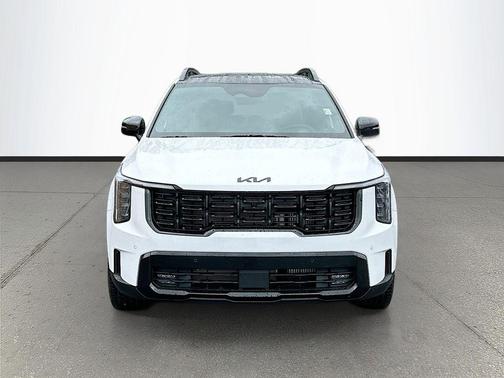 White Pearl 2026 Kia Sorento SX