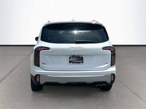 Glacial White Pearl 2023 Kia Telluride SX Prestige