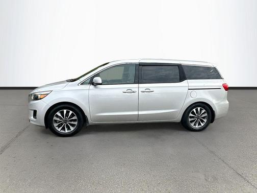 Bright Silver 2015 Kia Sedona SX