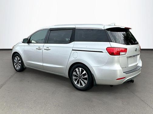 Bright Silver 2015 Kia Sedona SX