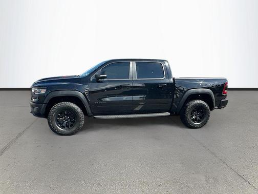 Diamond Black Crystal Pearlcoat 2021 RAM 1500 TRX