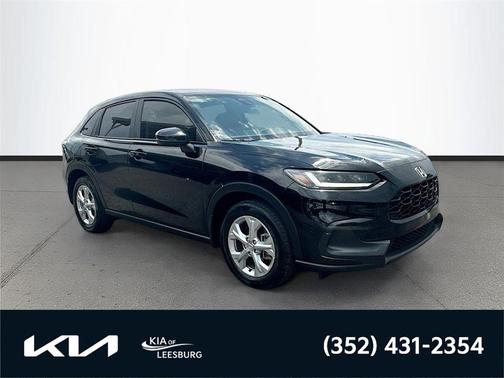 Crystal Black Pearl 2025 Honda HR-V LX