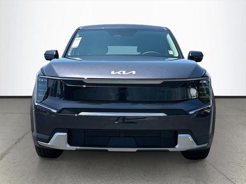 2026 Kia EV9 Light Long Range