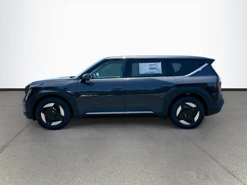 2026 Kia EV9 Light Long Range