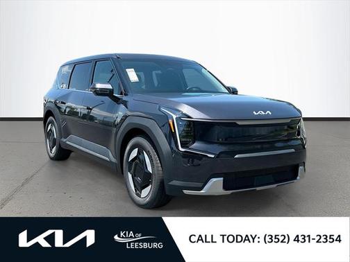 2026 Kia EV9 Light Long Range