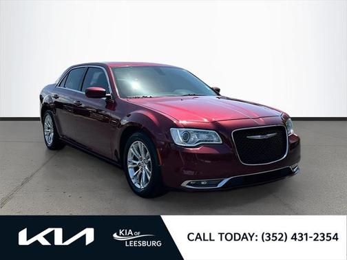 2016 Chrysler 300 S
