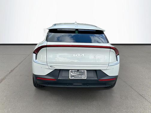 Glacier 2024 Kia EV6 Light Long Range