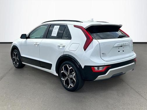 2023 Kia Niro Touring