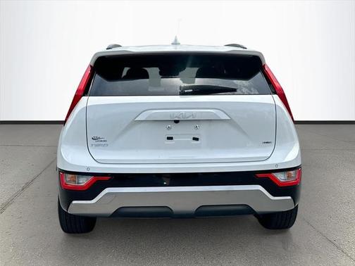 2023 Kia Niro Touring