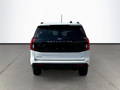 Oxford White 2025 Ford Expedition Max Active 4x4