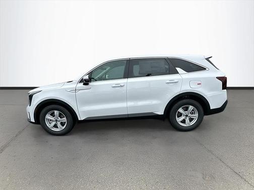 2025 Kia Sorento LX