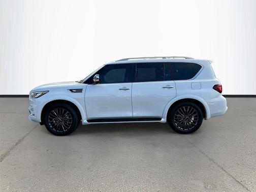 2022 INFINITI QX80 SENSORY