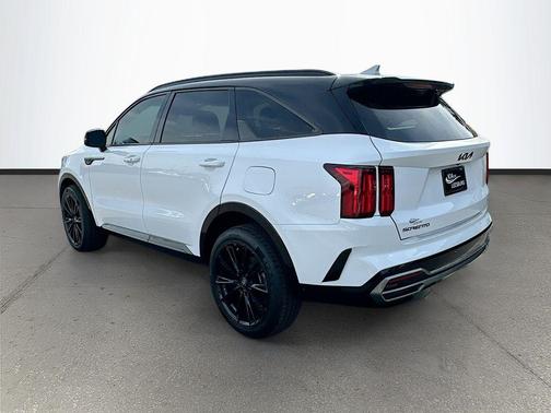 Glacial White Pearl 2023 Kia Sorento SX