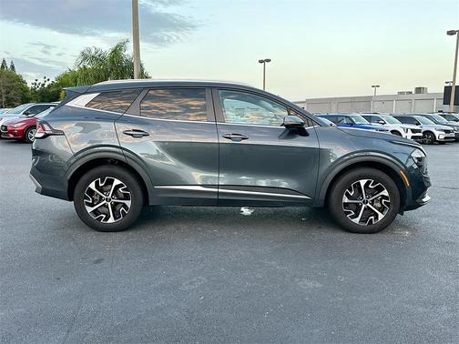2023 Kia Sportage Hybrid EX