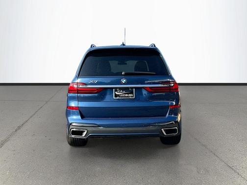 Blue Metallic 2020 BMW X7 xDrive40i