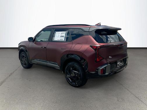 Magma Red 2027 Kia Seltos X-Line SX