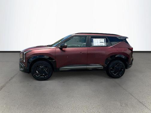 Magma Red 2027 Kia Seltos X-Line SX