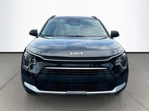 2023 Kia Niro EX