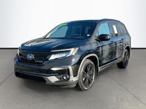 2022 Honda Pilot AWD Black Edition