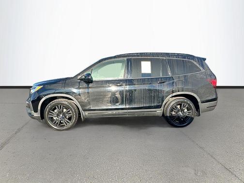 2022 Honda Pilot AWD Black Edition
