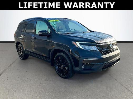 2022 Honda Pilot AWD Black Edition