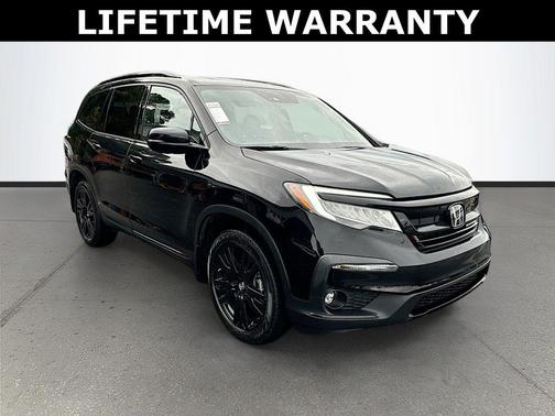 2022 Honda Pilot AWD Black Edition