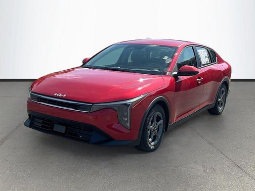 Currant Red 2026 Kia K4 LXS