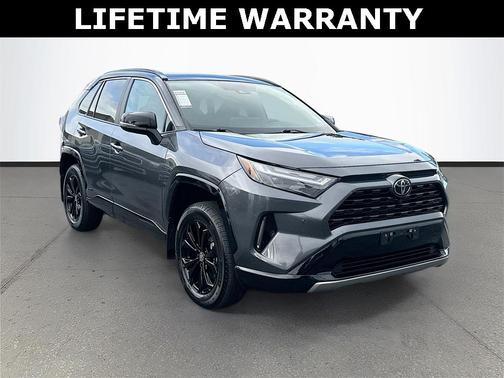 2025 Toyota RAV4 Hybrid SE