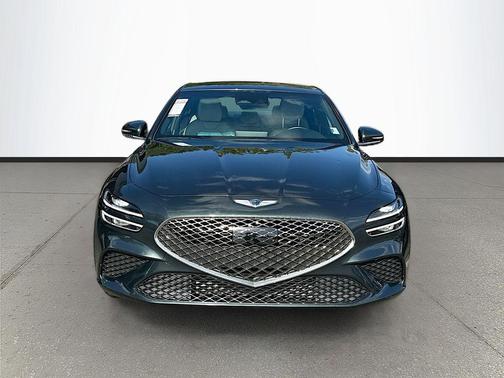 2023 Genesis G70 2.0T RWD